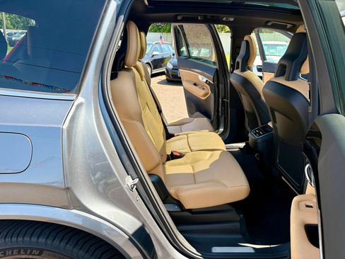Used 2017 Volvo XC90 T6 Momentum w/ Vision Package AWD/4WD image 25