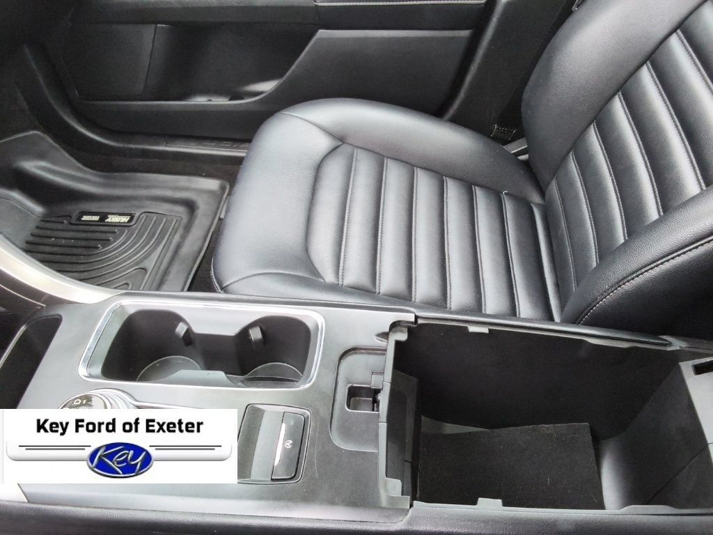 Used 2019 Ford Fusion SEL FWD image 41