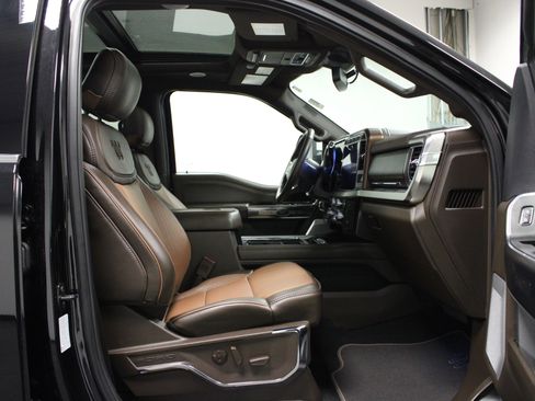 Used 2024 Ford F250 King Ranch w/ Chrome Package image 16