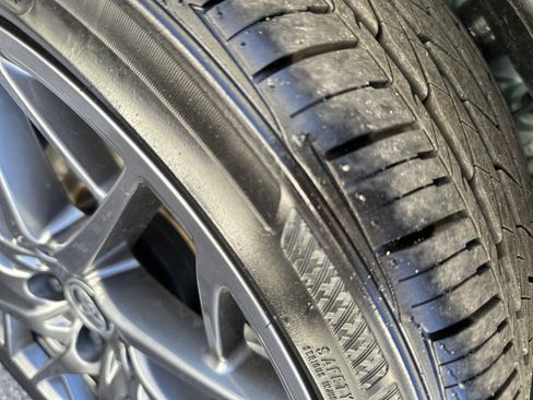 Used 2025 Toyota Camry SE image 7