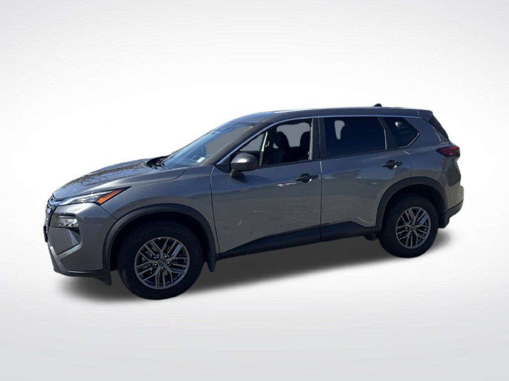 Certified 2026 Nissan Rogue S AWD/4WD image 4