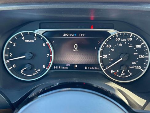 Used 2022 Nissan Rogue SV image 23