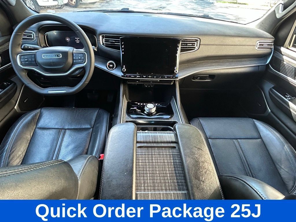 Used 2024 Jeep Wagoneer Series II w/ Flexible Seating Group AWD/4WD image 11
