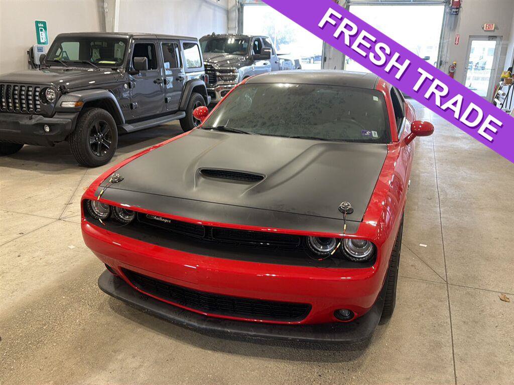 Used 2019 Dodge Challenger R/T Scat Pack w/ T/A Package RWD image 1