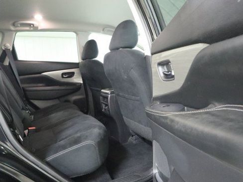 Used 2018 Nissan Murano SV AWD/4WD image 11