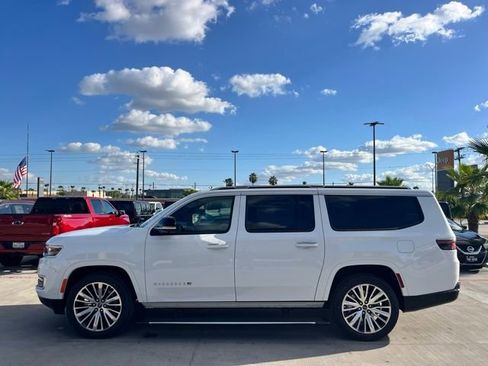 New 2025 Jeep Wagoneer L Series II image 4