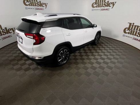 Certified 2023 GMC Terrain SLT FWD image 8