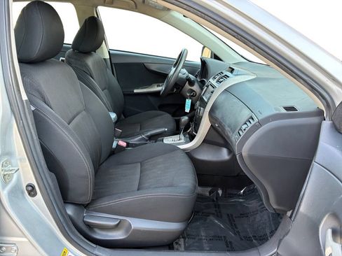 Used 2013 Toyota Corolla S FWD image 17
