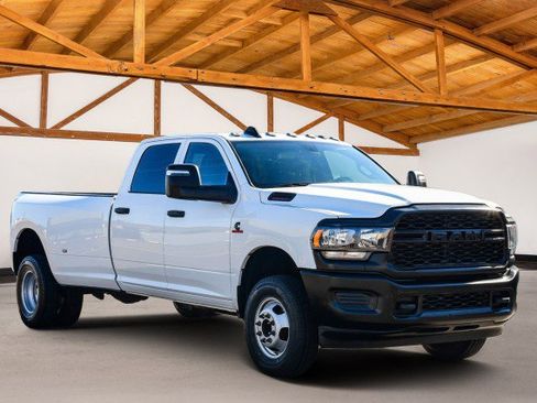 Used 2023 RAM 3500 Tradesman image 7