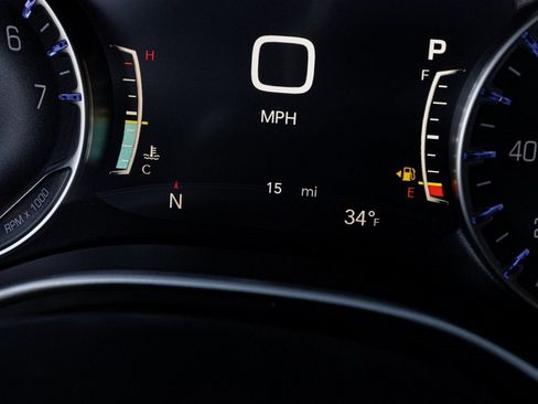 New 2026 Chrysler Voyager LX image 16