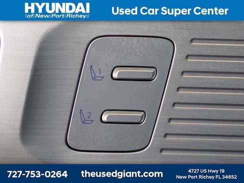 Used 2025 Hyundai Santa Fe Calligraphy FWD image 29