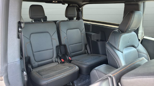 Used 2023 Ford Bronco Badlands AWD/4WD image 25