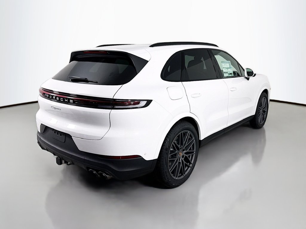 Certified 2026 Porsche Cayenne AWD/4WD image 9