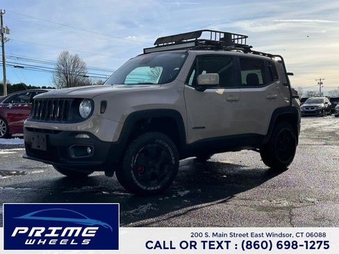 Used 2015 Jeep Renegade Latitude image 3