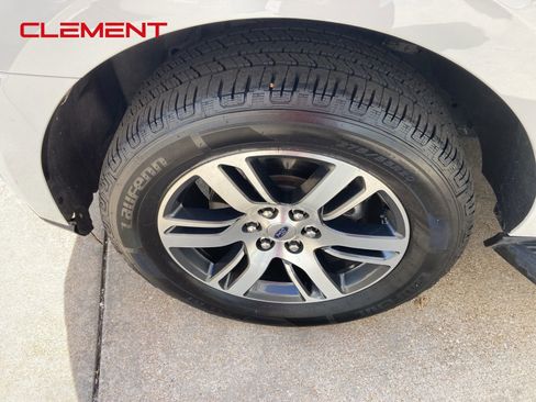 Used 2024 Ford Expedition Limited AWD/4WD image 7
