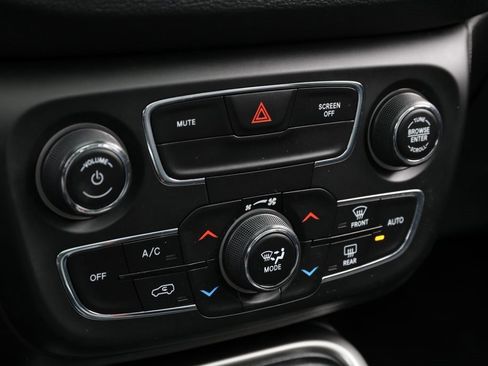 Used 2021 Jeep Compass 80th Special Edition w/ Sun and Sound Group image 23