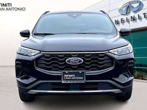 Used 2025 Ford Escape ST-Line AWD/4WD image 4