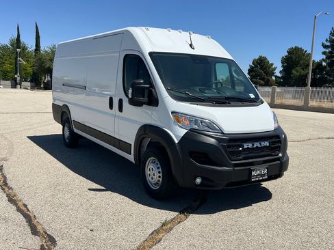 New 2026 RAM ProMaster 3500 FWD image 9