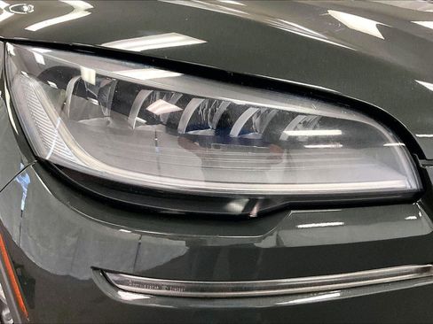 Used 2022 Lincoln Aviator Standard w/ Premium Package image 28
