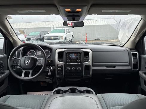 Used 2019 RAM 1500 Classic SLT AWD/4WD image 17