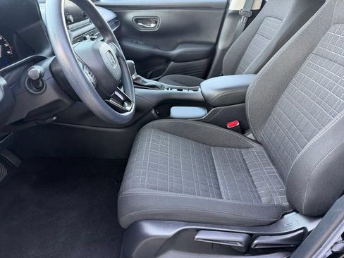 Used 2024 Honda HR-V LX image 10