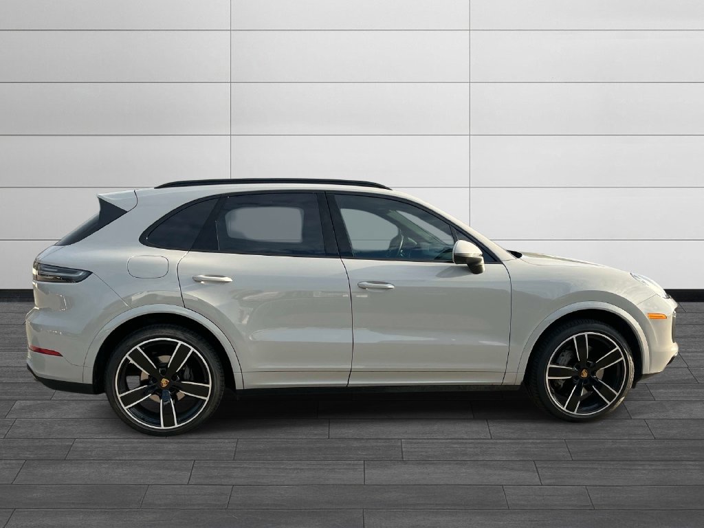 Used 2021 Porsche Cayenne S AWD/4WD image 6