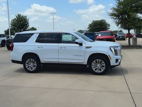 New 2026 GMC Yukon Denali w/ Advanced Technology Package AWD/4WD image 2