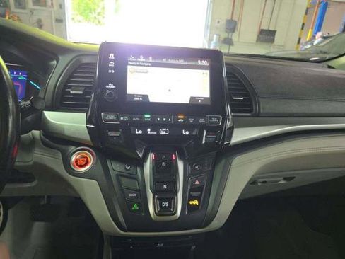 Used 2018 Honda Odyssey EX-L image 10