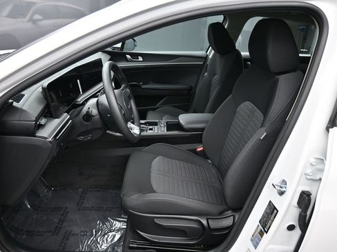 Certified 2025 Kia K5 LXS image 18