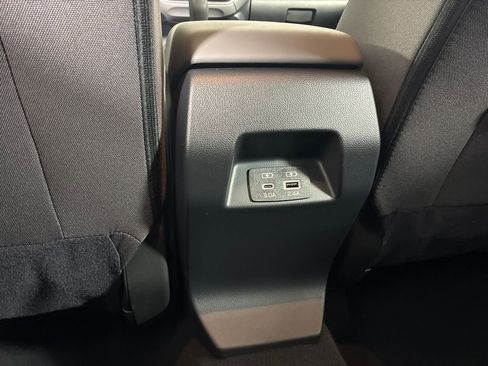 Certified 2025 Subaru Crosstrek 2.0i Premium image 17