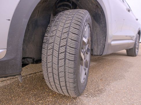 Used 2023 Hyundai Santa Fe SEL Convenience image 40