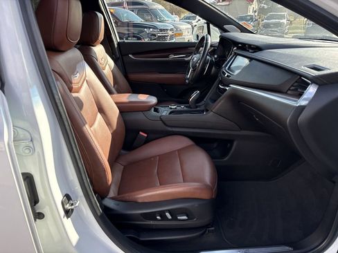 Used 2020 Cadillac XT5 Sportv w/ LPO, Floor Liner Package image 31