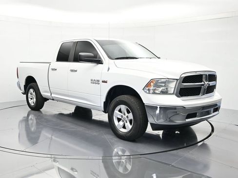 Used 2014 RAM 1500 Classic SLT AWD/4WD image 3