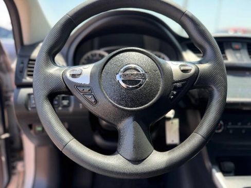 Used 2019 Nissan Sentra S FWD image 10