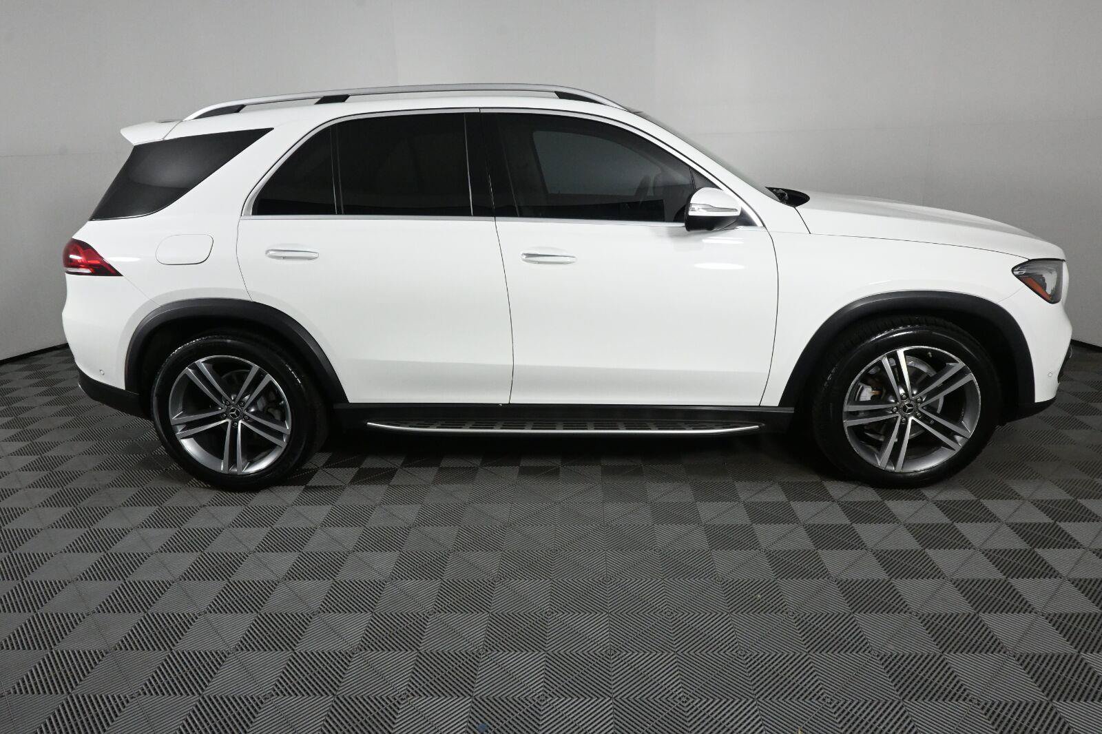 Certified 2020 Mercedes-Benz GLE 350 4MATIC image 22