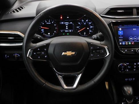 Used 2023 Chevrolet TrailBlazer ACTIV w/ Convenience Package image 37