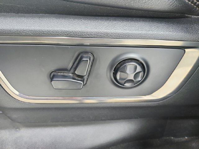 Used 2020 RAM 1500 Limited AWD/4WD image 11