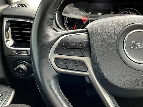 Used 2019 Jeep Cherokee Limited AWD/4WD image 15
