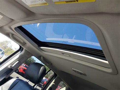 Used 2015 Jeep Compass High Altitude image 10