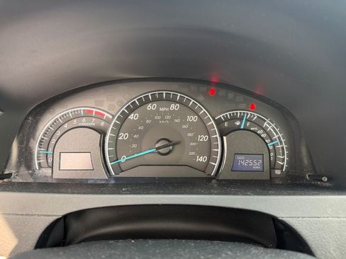 Used 2012 Toyota Camry XLE FWD image 14