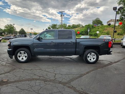 Used 2018 Chevrolet Silverado 1500 LT w/ All Star Edition AWD/4WD image 6