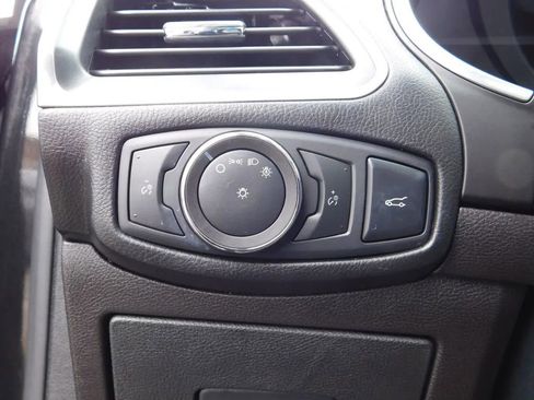 Used 2015 Ford Edge Titanium w/ Equipment Group 301A image 24