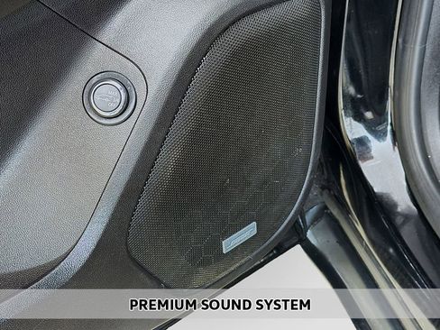 Used 2023 GMC Acadia Denali w/ Denali Ultimate Package image 5