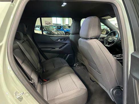 Used 2026 Chevrolet Equinox LT FWD image 34