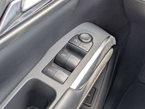 Used 2026 Chevrolet Traverse LT FWD image 20