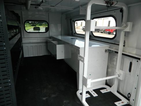 Used 2022 Ford F150 XL RWD image 11