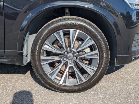 Used 2022 Volvo XC90 T5 Momentum w/ Protection Package Premier image 12