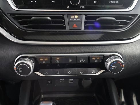 Used 2024 Nissan Altima 2.5 SR w/ SR Premium Package image 48