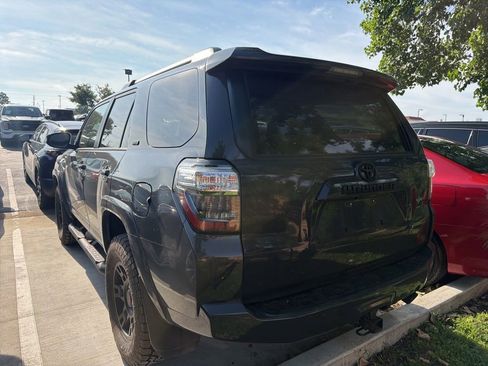 Used 2024 Toyota 4Runner SR5 Premium w/ Moonroof Package AWD/4WD image 4