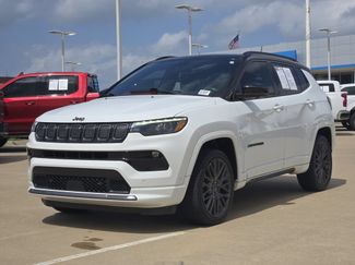 Used 2022 Jeep Compass High Altitude AWD/4WD video 4